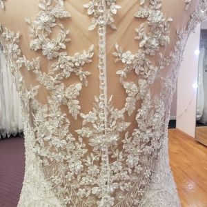 Maggie sottero bridal gown